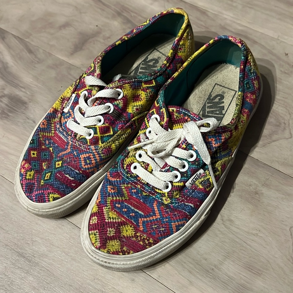 Vans Aztec print womens 7.5 boys 6